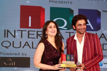 IQA Kareena Kapoor and sunil grover